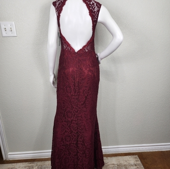 NWT Betsy & Adam Mock Open-Back Burgandy Lace Gown Size 10 - Picture 10 of 15